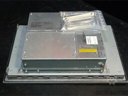 Siemens 6AV7872-0BF30-0AC0 Simatik Panel PC 677B SN: VPW7857748 gebraucht - Top Zustand -