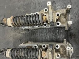 Daf Occ set voorbumpersteunen L/R + cabineschokdempers