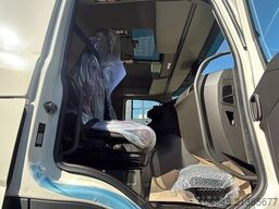 Volvo FMX 500 Volvo FMX13 500 8X4  EuromixMTP 3-Seite...