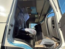 Volvo FMX 500 Volvo FMX13 500 8X4  EuromixMTP 3-Seite...