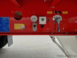 Kässbohrer PLATEAU TWISTLOCKS