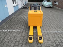 Jungheinrich ERE 225 - feste Plattform - 2025 - wenig Stunden