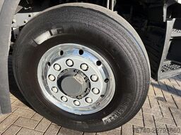 Renault C440 + HMF 2320 K3-- 3X EXT. + REMOTE + HAAKARM...