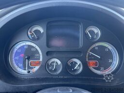 DAF XF 105.460 RETARDER, PARKING CLIMA, 2X FUEL TAN...