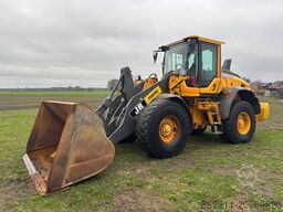 Volvo L 90 H (On Transport)