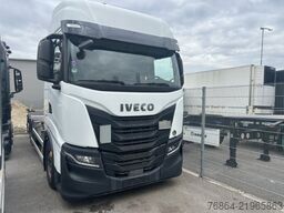 IVECO S WAY 460 GAS LNG-TANKS, RETARDER  MULTIWECHSLER