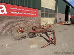  4 bords gedragen acrobaat - Gebruikt