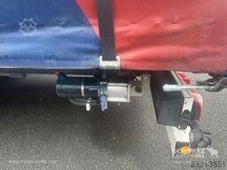 Schmitz Cargobull Curtainsider Mega