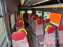 MERCEDES-BENZ 515 Sprinter 22 Schlafsessel Vorlauffahrzeug 2x