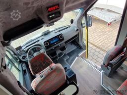 MERCEDES-BENZ 30 Sitzer Schul- Transferbus 519 Lagerfahrzeug