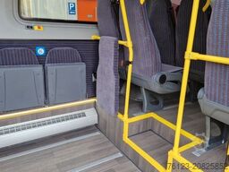 MERCEDES-BENZ Sprinter 517 Heckniederflur Vorlauffahrzeug