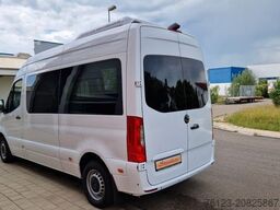 MERCEDES-BENZ 3 x Lagerfahrzeug Bürgerbus Niederflur 9 Sitze