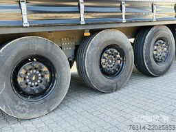 Schmitz Cargobull Curtainsider Standard Getränke