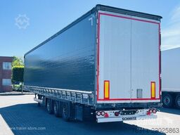 Schmitz Cargobull Curtainsider Mega Getränke