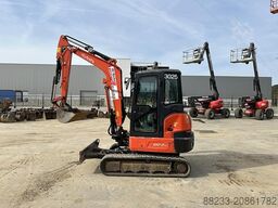 Kubota KX037-4