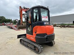 Kubota KX037-4