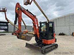 Kubota KX037-4