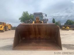 Komatsu WA500-8