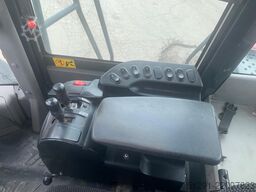 Komatsu WA500-8