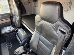 MAN TGX 35.560 8x4-4BL Palfinger PK 34002-SH F + Ha...