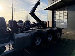 MAN TGX 35.560 8x4-4BL Palfinger PK 34002-SH F + Ha...
