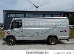 MERCEDES-BENZ Vario 818 D - Müller