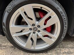 AUDI SQ7 4.0 TDI quattro tiptronic