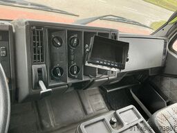 Mercedes-Benz SK 1834