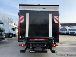 MERCEDES-BENZ ANTOS 2533 L Getränkekoffer 8,20 m LBW 2 T*LENK