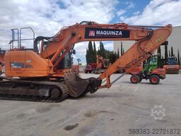 Doosan DX235LCR