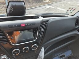 IVECO 2x Daily 70 Lagerfahrzeug Ferqui Sunrise 2,5 m B