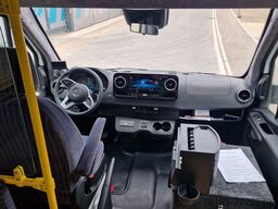 MERCEDES-BENZ Frontniederflur Sprinter 517 / 4 er Bestuhlung