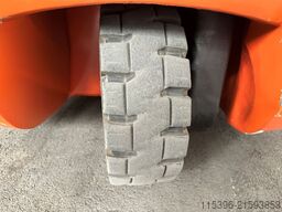 Toyota 7FBEST10 - TRIPLEX 6 m - 688 Stunden !!!