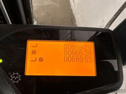 Toyota 7FBEST10 - TRIPLEX 6 m - 688 Stunden !!!