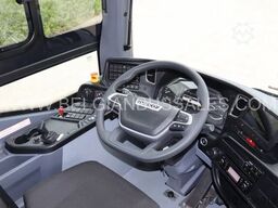 Iveco Crossway 13m Pop Light / Double middle door / N...
