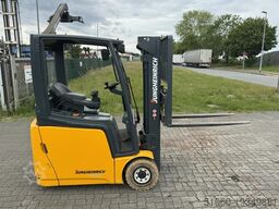 Jungheinrich EFG213
