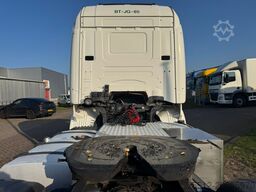 Scania R420 / Highline / Retarder / NL truck