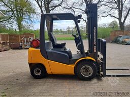 Jungheinrich Treibgasstabler TFG 430