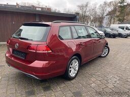 VOLKSWAGEN Golf Variant 110kw DSG Comfo. * Alcantara * Navi