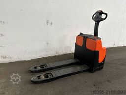 Toyota LWI 160 - 810 Stunden !!!