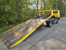 RENAULT M200 Abschleppwagen