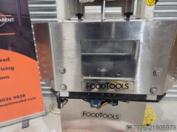 Foodtools Inc. CS-4AC-CE Round Cake Slicer