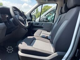 VOLKSWAGEN Crafter 35 L4H3 AHK RFK oh. Schäden