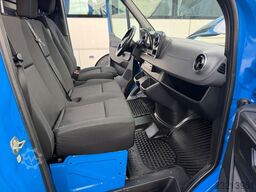 MERCEDES-BENZ Sprinter 319 CDI V6 Automatik Klima LED AHK