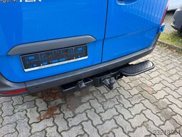 MERCEDES-BENZ Sprinter 319 CDI V6 Automatik Klima LED AHK