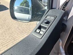 VOLKSWAGEN T6.1 Doka 4motion 1. Hand