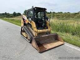 CAT 239D