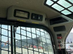 CAT 239D