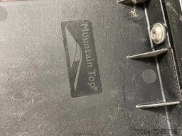 Oprolbare afdekking voor laadbak van een pick-up *Afdekking voor laadbak pick-up