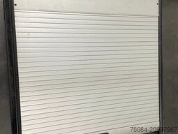 Oprolbare afdekking voor laadbak van een pick-up *Afdekking voor laadbak pick-up